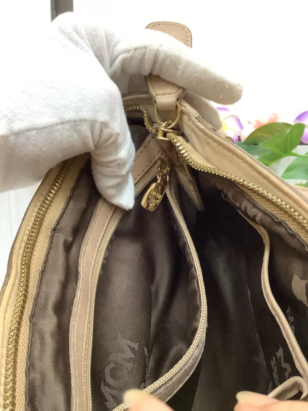 MCM Beige Monogram Signature Coated Canvas Shoulder Bag with Gold Plaque - Picture 8 of 9